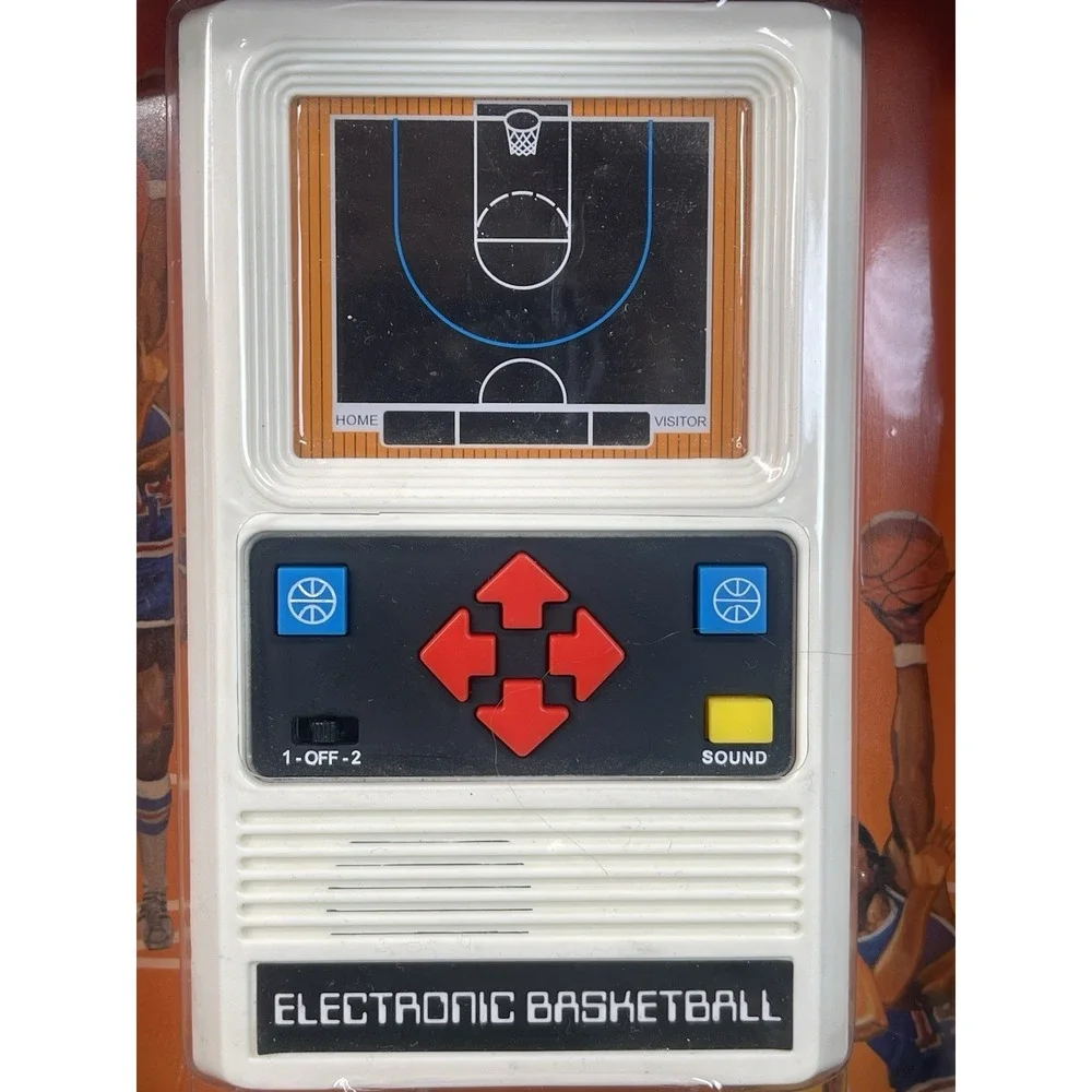Mattel / Basic Fun Electronic Basketball Game 2016 Retro Handheld New Sealed Toy